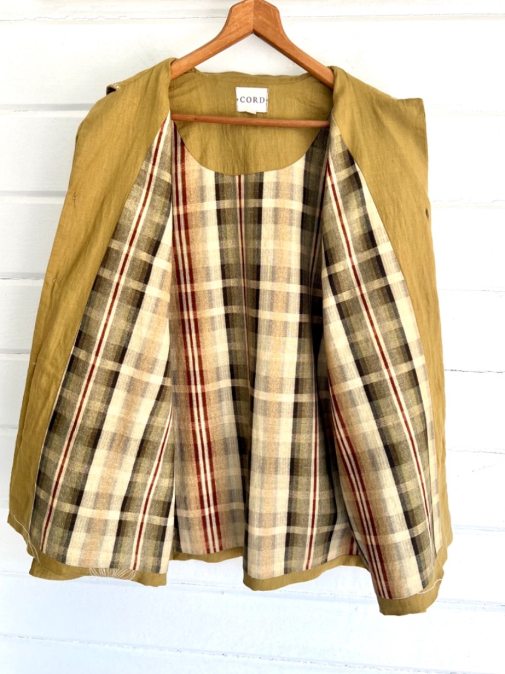 CORD STUDIO India 'Bloomer' Embroidered Linen Floral Jacket in Mustard - S - Picture 7 of 11